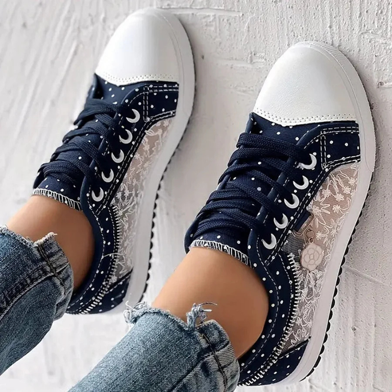 Stylowe damskie sneakersy z kwiatowymi detalami na wiosnę