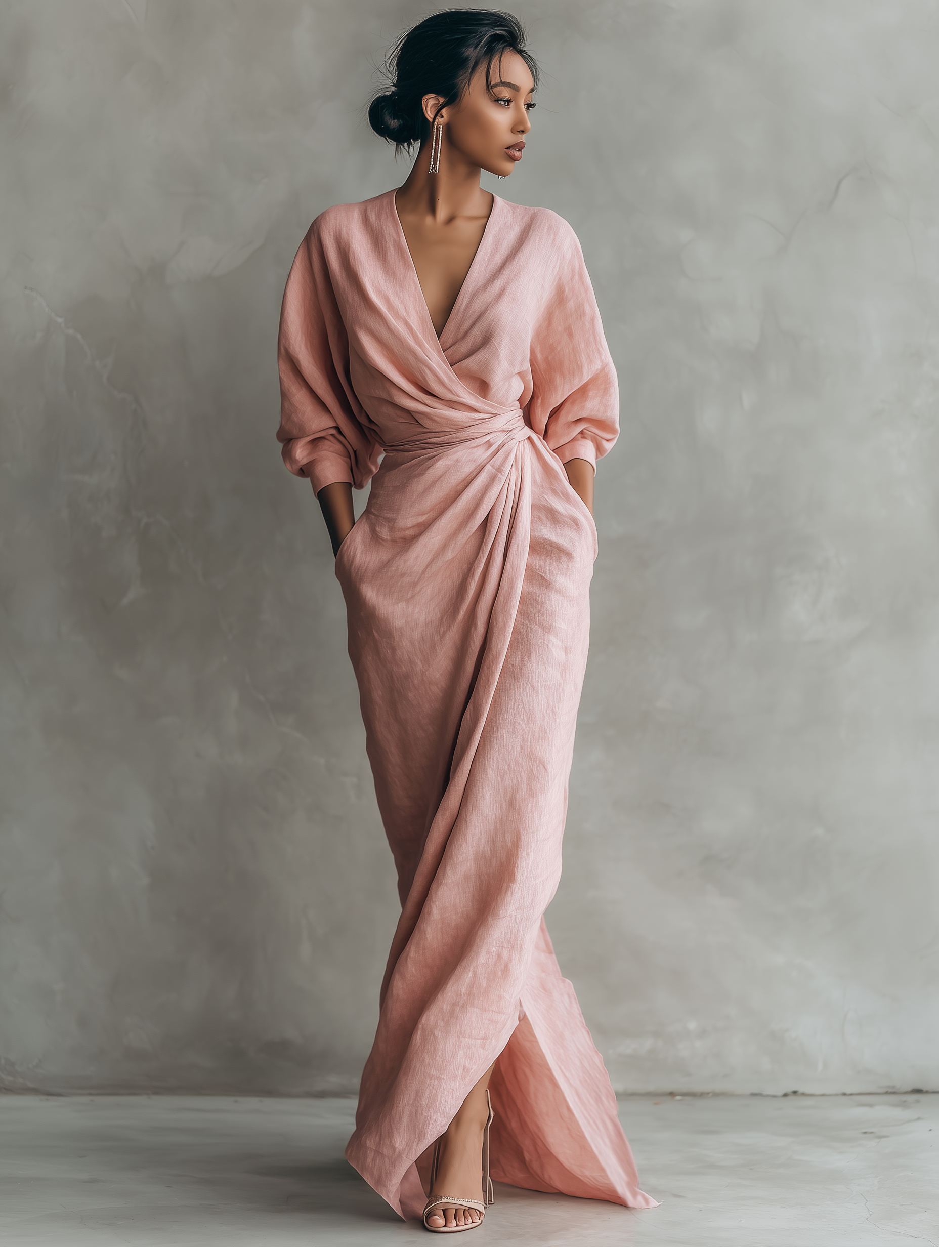 Elegancka lniana sukienka maxi z dekoltem V na lato